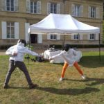 Démonstration et initiation de l'escrime dans le parc