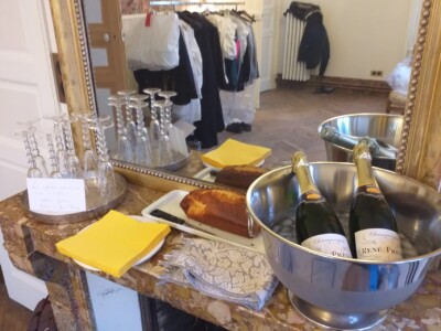 Un petit réconfort pour les acteurs après le tournage