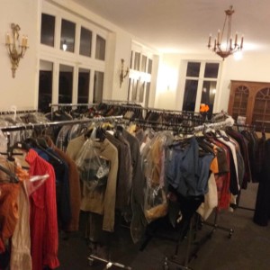 La galerie avec les costumes d'époque (1880 - 1900)