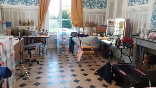 La salle à manger pour les perruques